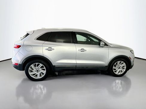 Used 2019 Lincoln MKC Reserve FWD image 8