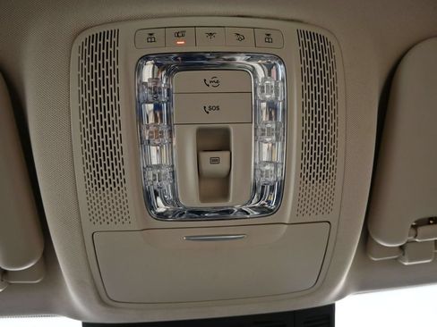 Used 2021 Mercedes-Benz GLS 450 4MATIC image 25