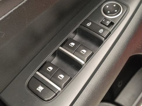 Used 2019 Kia Forte LXS FWD image 27