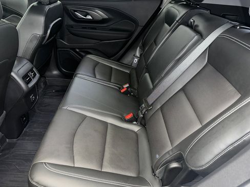 Certified 2023 GMC Terrain SLT w/ Elevation Edition image 19