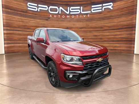 Used 2021 Chevrolet Colorado LT w/ LT Convenience Package AWD/4WD image 8