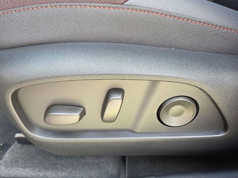 New 2026 Chevrolet Equinox RS w/ Convenience Package III image 15