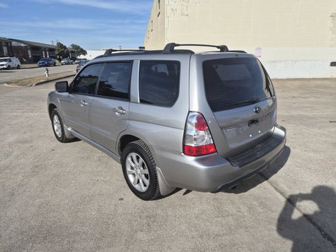 Used 2007 Subaru Forester 2.5X w/ Popular Equipment Group 1H image 2