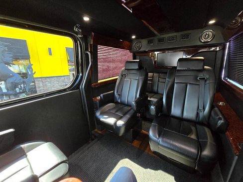 Used 2014 Mercedes-Benz Sprinter 2500 image 14