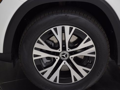 New 2026 Mercedes-Benz GLB 250 GLB 250 image 12