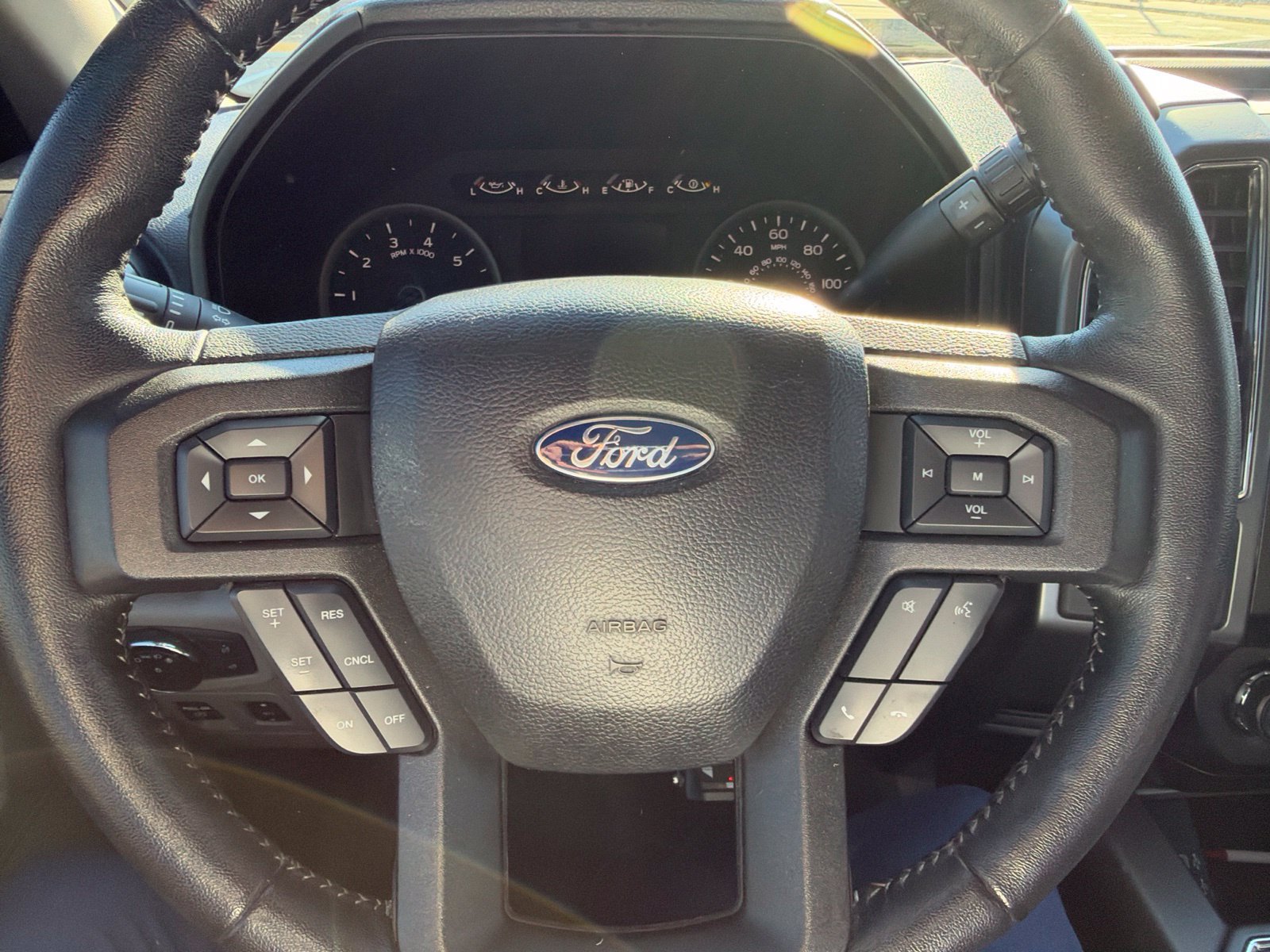 Used 2020 Ford F150 XLT w/ Equipment Group 302A Luxury RWD image 18