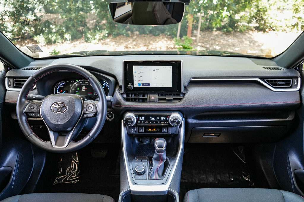 Used 2023 Toyota RAV4 SE w/ Weather & Moonroof Package AWD/4WD image 12
