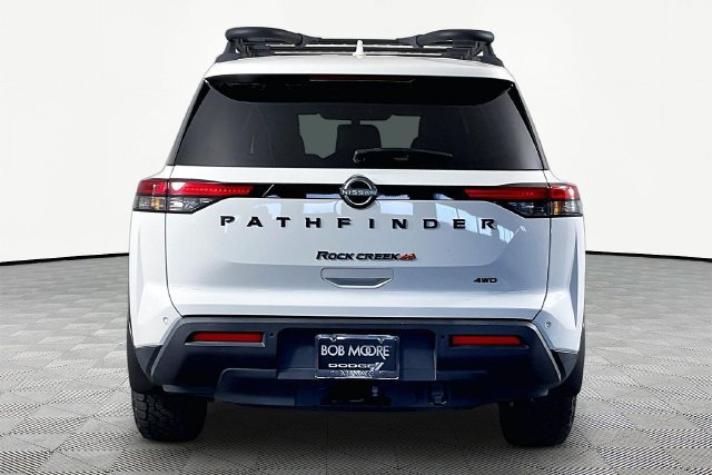 Used 2023 Nissan Pathfinder Rock Creek AWD/4WD image 4