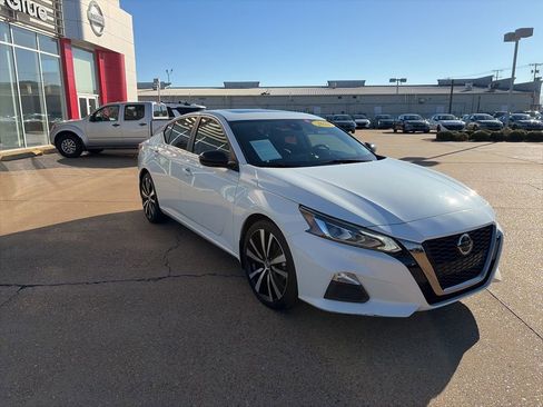 Used 2021 Nissan Altima 2.0 SR image 6