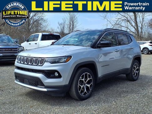 Used 2025 Jeep Compass Limited AWD/4WD image 1