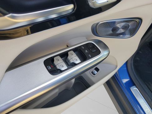Certified 2026 Mercedes-Benz GLC 300 image 21