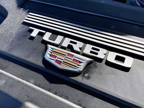 Used 2023 Cadillac XT4 Premium Luxury image 34