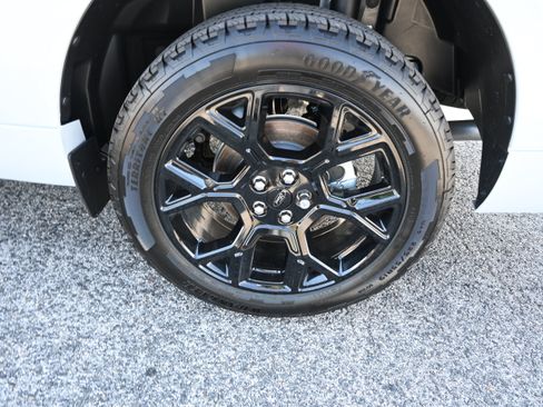 New 2026 Ford Maverick Lobo AWD/4WD image 11