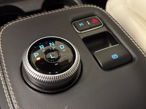 Used 2022 Ford Mustang Mach-E Premium RWD image 19