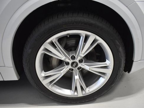 Used 2023 Audi Q8 Premium Plus w/ Premium Plus Package AWD/4WD image 10