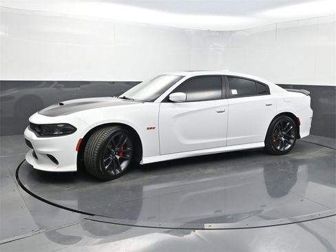 Used 2022 Dodge Charger Scat Pack w/ Plus Group image 23