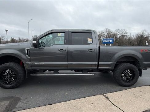 Used 2017 Ford F250 Lariat w/ Lariat Ultimate Package image 7