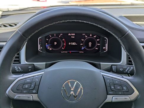 Certified 2023 Volkswagen Atlas SE w/ Panoramic Sunroof Package FWD image 41
