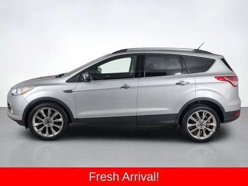 Used 2016 Ford Escape SE w/ SE Chrome Package FWD image 6