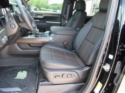 Used 2026 Chevrolet Silverado 1500 High Country w/ Midnight Edition RWD image 18