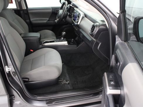 Used 2023 Toyota Tacoma SR5 RWD image 35