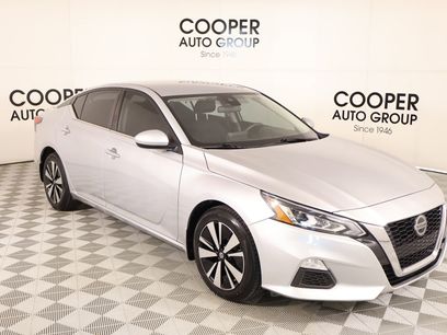 Used 2022 Nissan Altima 2.5 SV