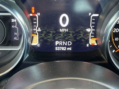 Used 2021 Jeep Wrangler Unlimited Sahara AWD/4WD image 28