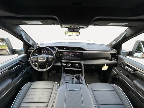 New 2026 GMC Sierra 2500 AT4X image 13