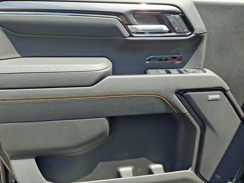 New 2026 GMC Sierra 1500 AT4 w/ AT4 Premium Package AWD/4WD image 8