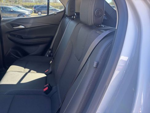 Used 2025 Buick Encore GX Preferred image 37