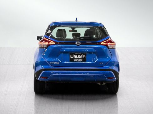 Used 2023 Nissan Kicks SV FWD image 4
