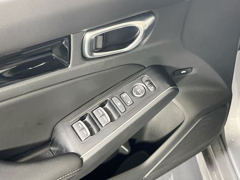 Used 2023 Honda Civic Touring image 18