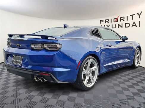 Used 2019 Chevrolet Camaro SS image 4