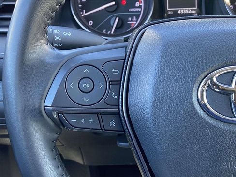 Used 2023 Toyota Camry SE image 27