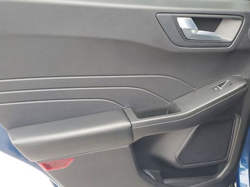 Used 2022 Ford Escape Titanium w/ Titanium Elite Package image 43