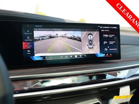 Used 2025 BMW i7 M70 w/ Executive Package image 23