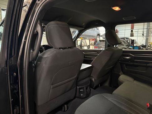 Certified 2025 RAM 2500 Big Horn AWD/4WD image 33