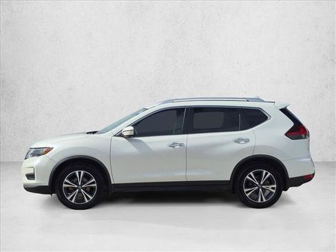 Used 2019 Nissan Rogue SV w/ Premium Package FWD image 9