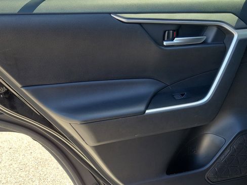 Used 2023 Toyota RAV4 XLE image 13