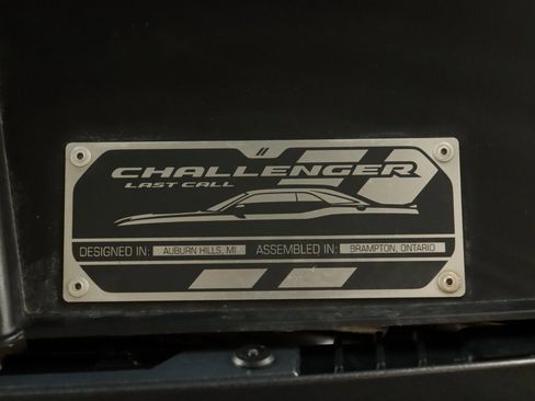 Used 2023 Dodge Challenger R/T w/ Blacktop Package image 30