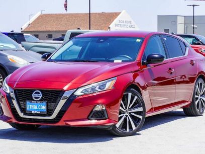 Certified 2021 Nissan Altima 2.5 SR