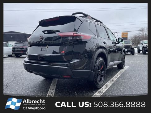 Used 2025 Nissan Rogue SV w/ Rock Creek Premium Package AWD/4WD image 5