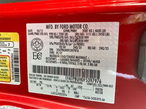 Used 2015 Ford Mustang Premium RWD image 37