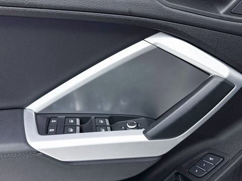 Used 2023 Audi Q3 2.0T Premium Plus w/ Premium Plus Package image 28