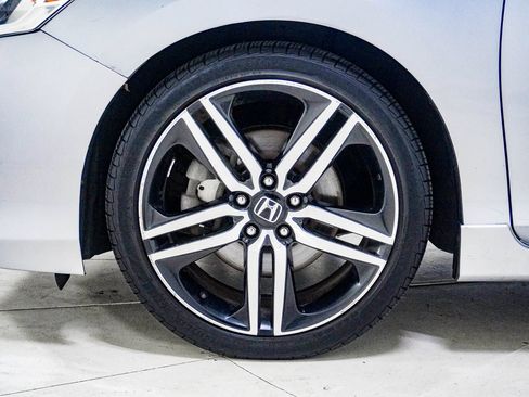 Used 2016 Honda Accord Sport image 16