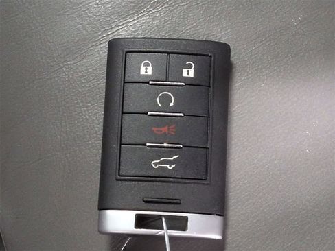 Used 2010 Cadillac SRX Luxury image 37