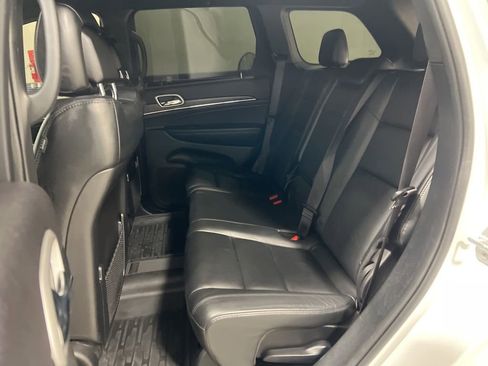 Used 2020 Jeep Grand Cherokee Limited RWD image 13