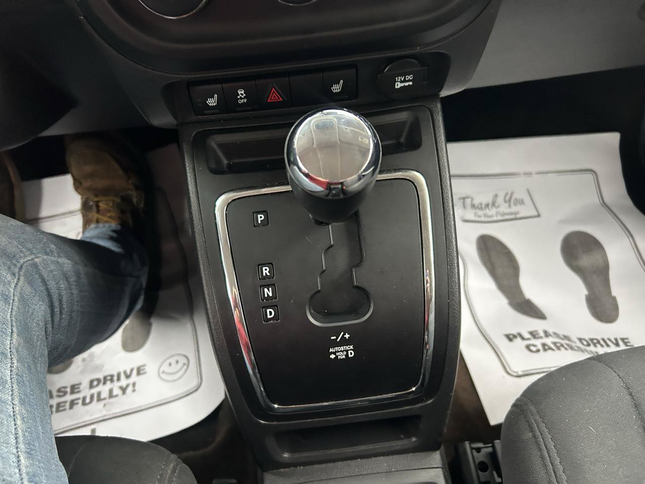 Used 2014 Jeep Patriot Latitude AWD/4WD image 23