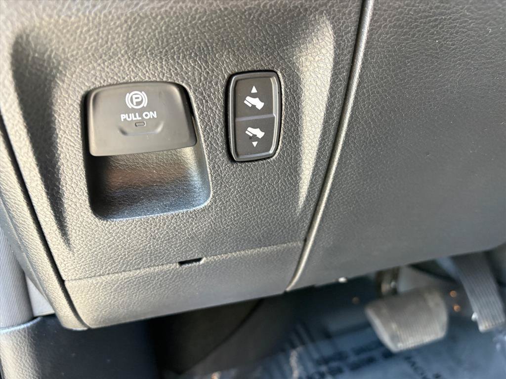 Used 2023 RAM 1500 Big Horn AWD/4WD image 15