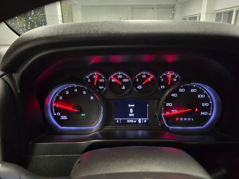 Used 2020 Chevrolet Silverado 1500 Custom w/ Custom Value Package RWD image 23